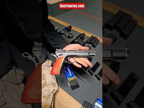 Shooting CZ Taipan 9x19mm - First Try !