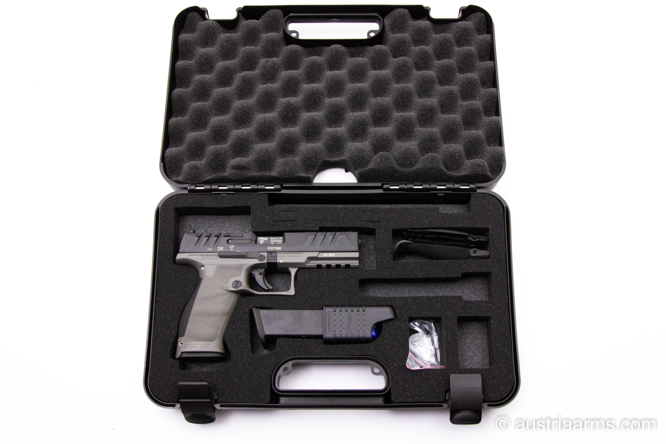 Walther PDP, Farbton Stealth Grey,  Dienstwaffengröße 4.5 Zoll, 9 x 19 mm – Bild 6