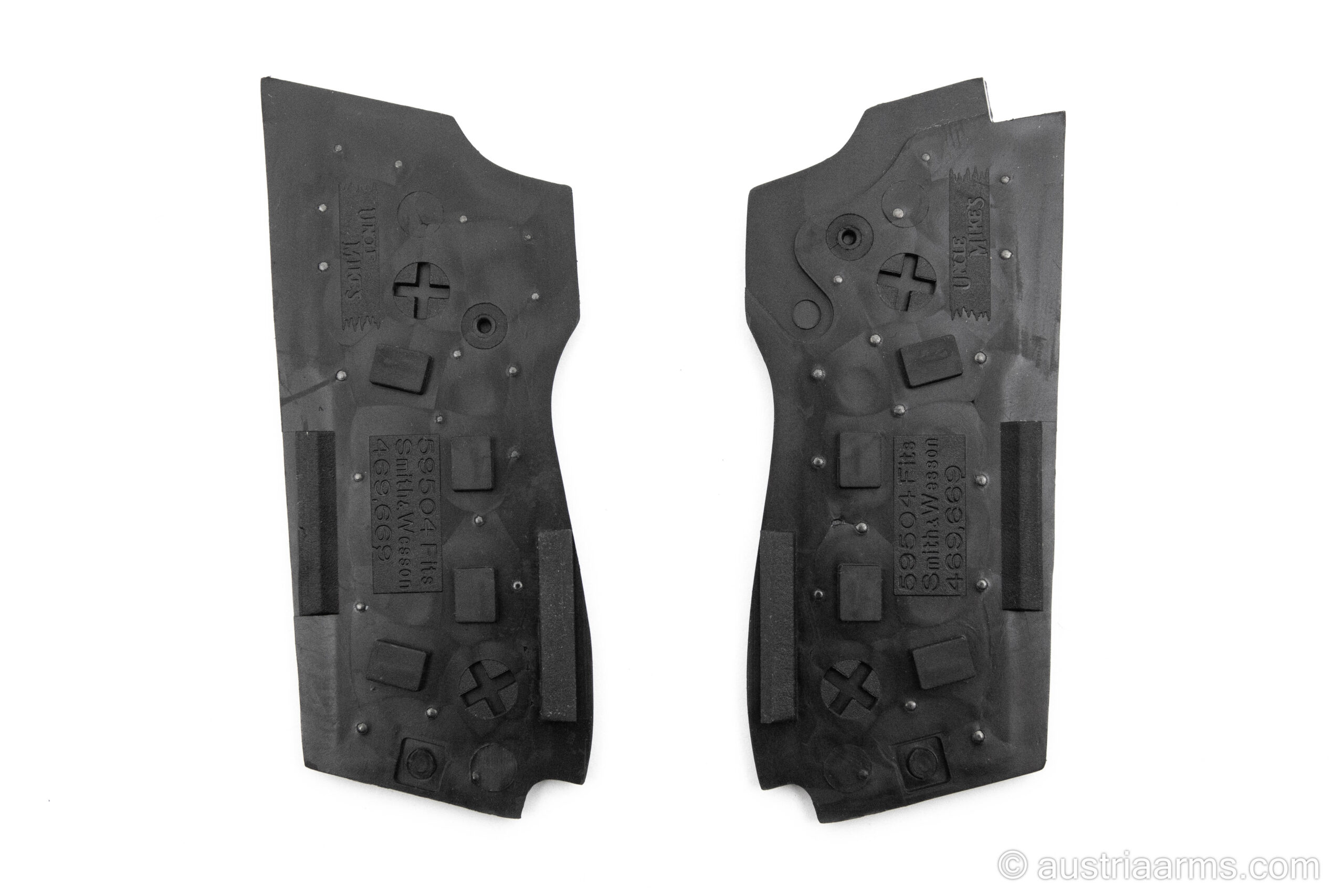 Uncle Mike's S&W Custom Grade Grips #