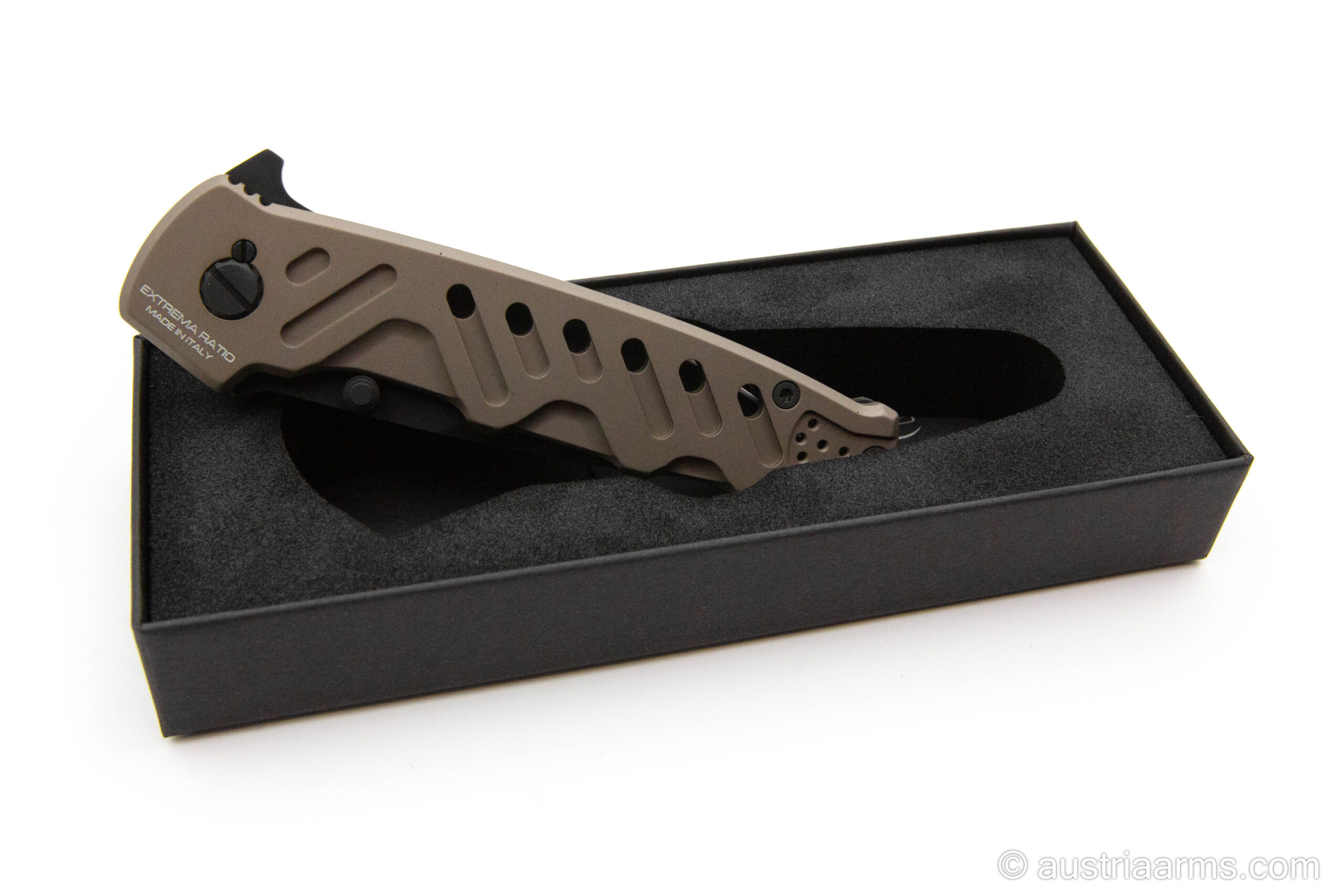 Extrema Ratio Caimano Nero N A Tactical