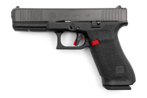 Glock 17 Gen5 in Vollaustattung, neuwertige Gebrauchtwaffe, 9 x 19 mm